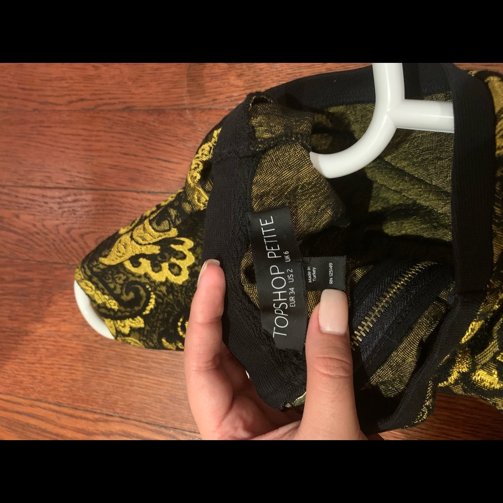 PETITE TOP SHOP - Picture 3 of 4